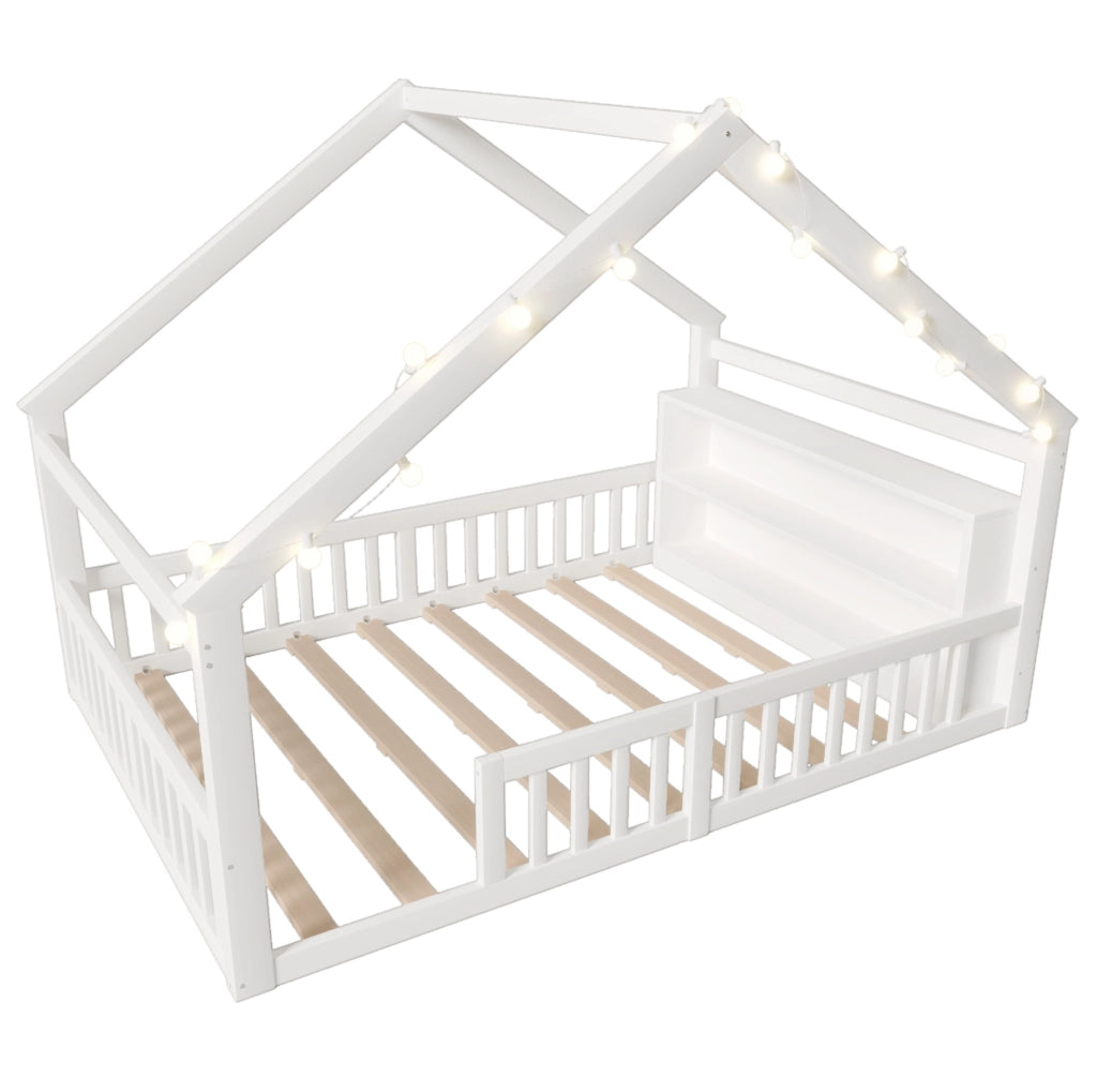 Letto a casetta 140x190 cm con sponde e scaffali in legno e MDF bianco