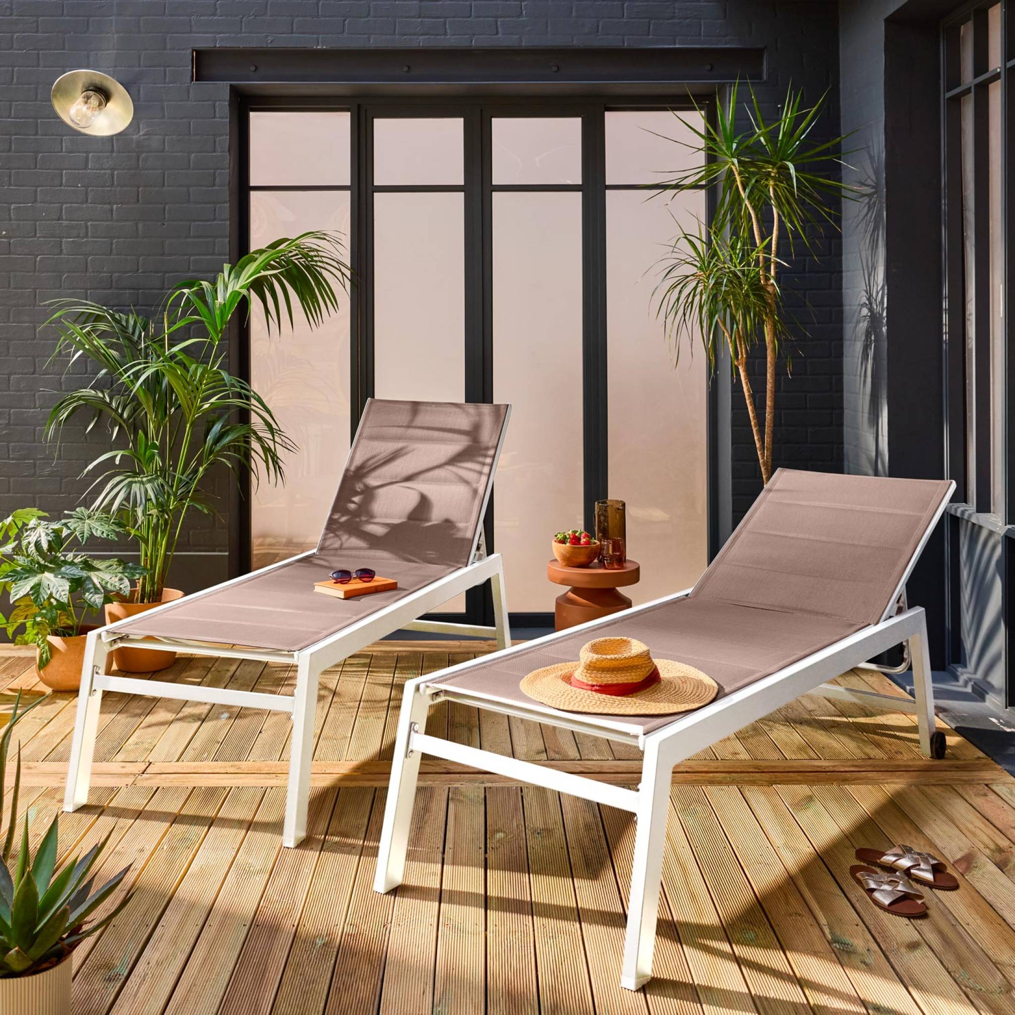 Set di 2 lettini prendisole multiposizione in textilene trapuntato e