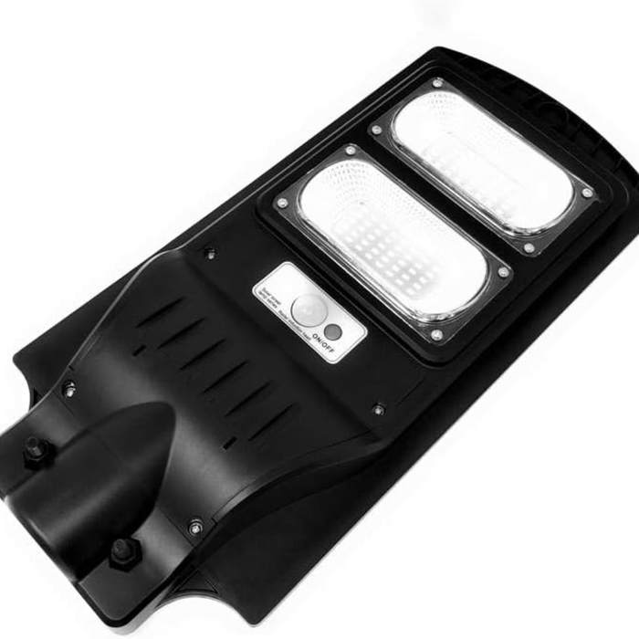 Proiettore led solare con telecomando innesto palo 8 watt luce fredda 6000k ip65