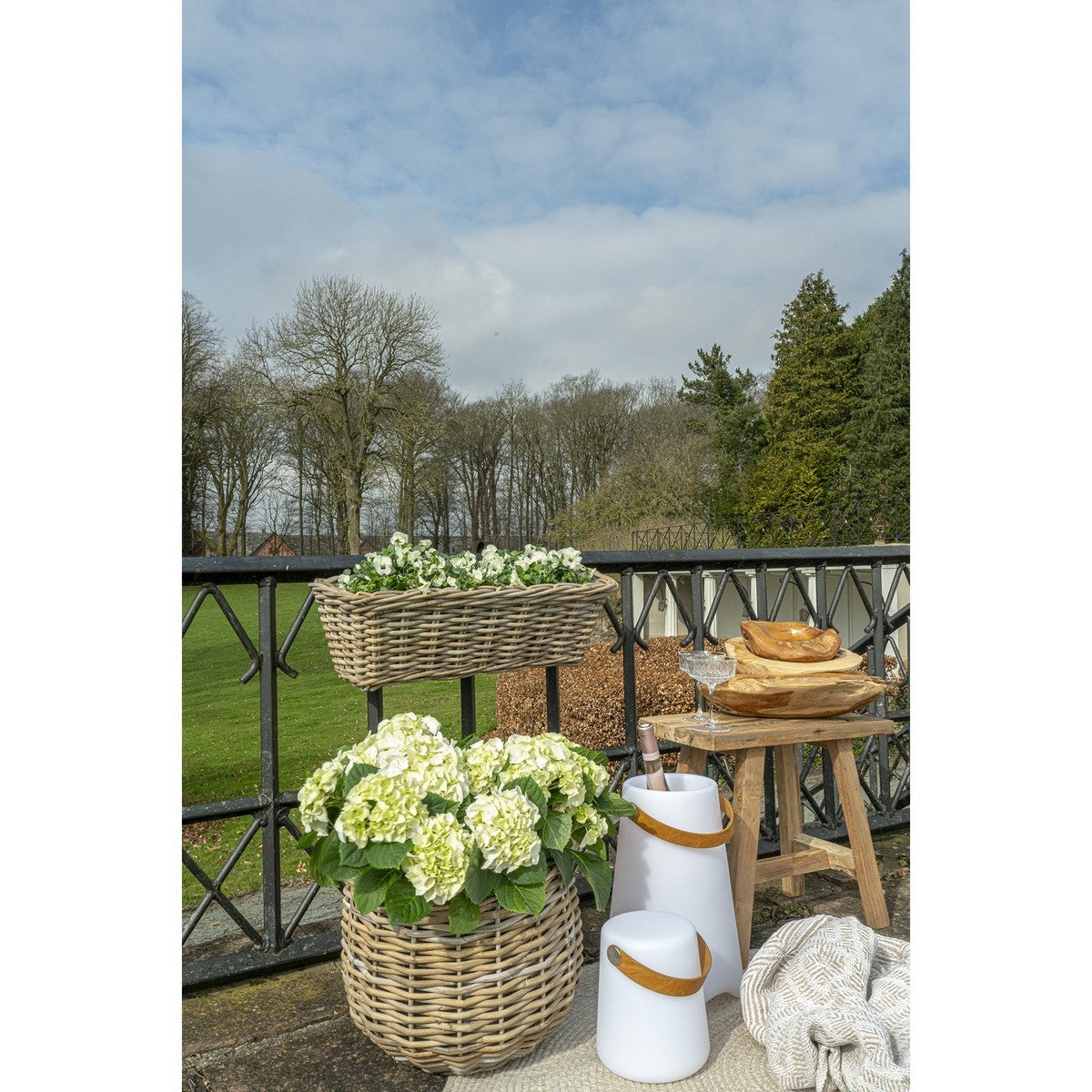 Lampada da Esterno Ricaricabile Bristol, Bianco, Plastica, 17x17x21 cm, Seven Design