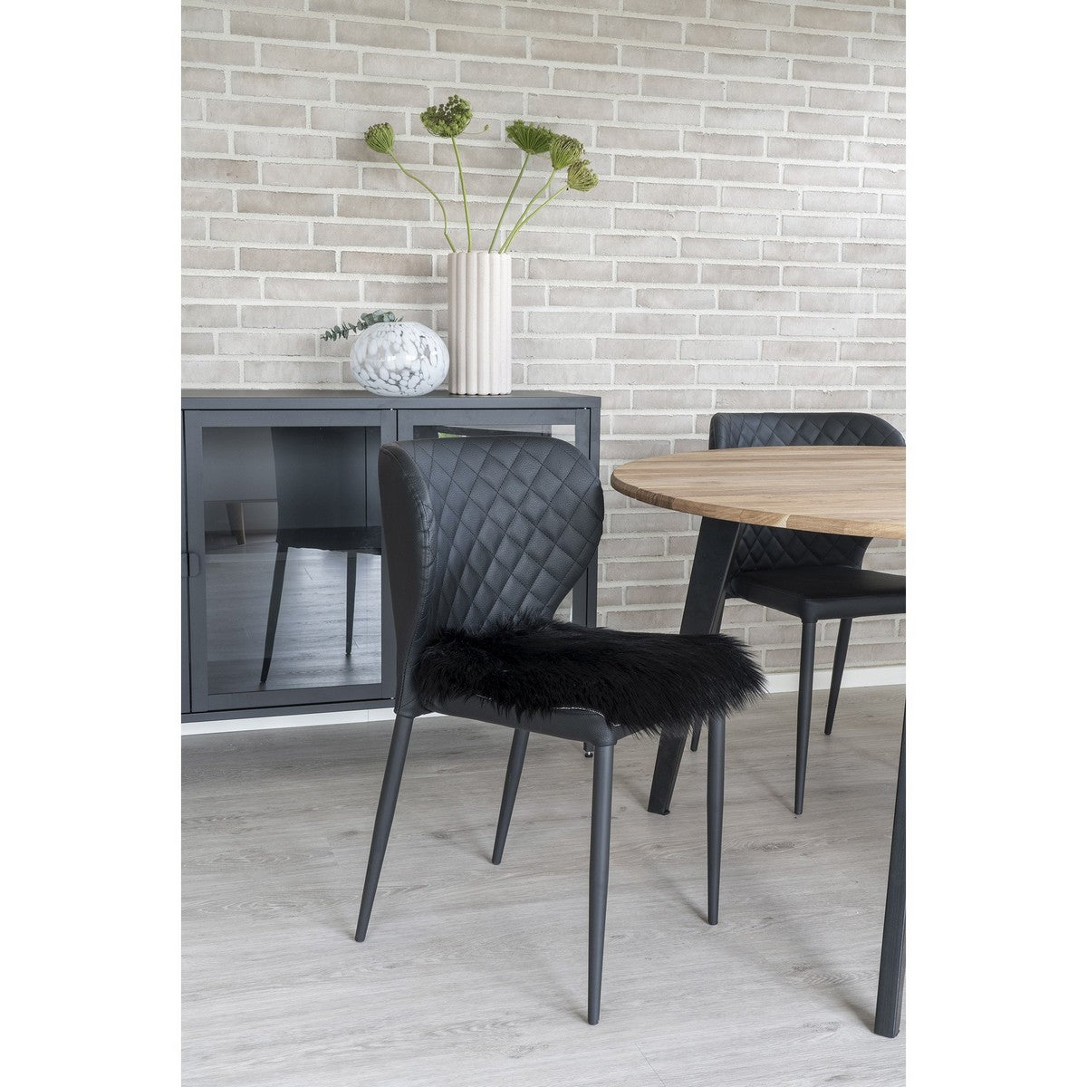 Pouf Lambskin, Nero, Poliestere, 40x40x6,5 cm, Seven Design