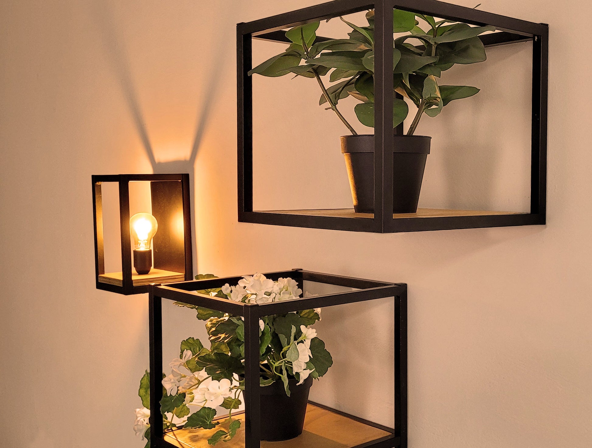 Mensola da parete Kubho  in acciaio e legno cm 29x29x26 h
