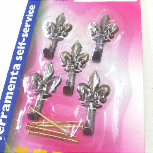 Appendi quadri a forma di giglio - colore bronzato