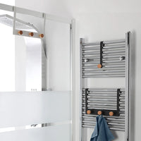 Appendiabiti da porta e termoarredo in acciaio bianco e bambù Haiti