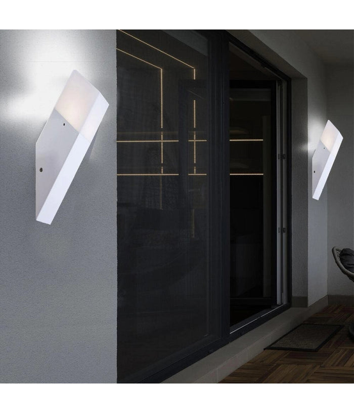 Applique A Muro Obliquo Esterno Attacco E27 In Alluminio Lampada Parete Ip44 B250  Bianco       