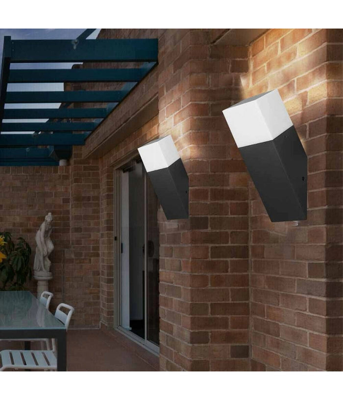 Applique A Muro Obliquo Esterno Attacco E27 In Alluminio Lampada Parete Ip44 B250  Nero       