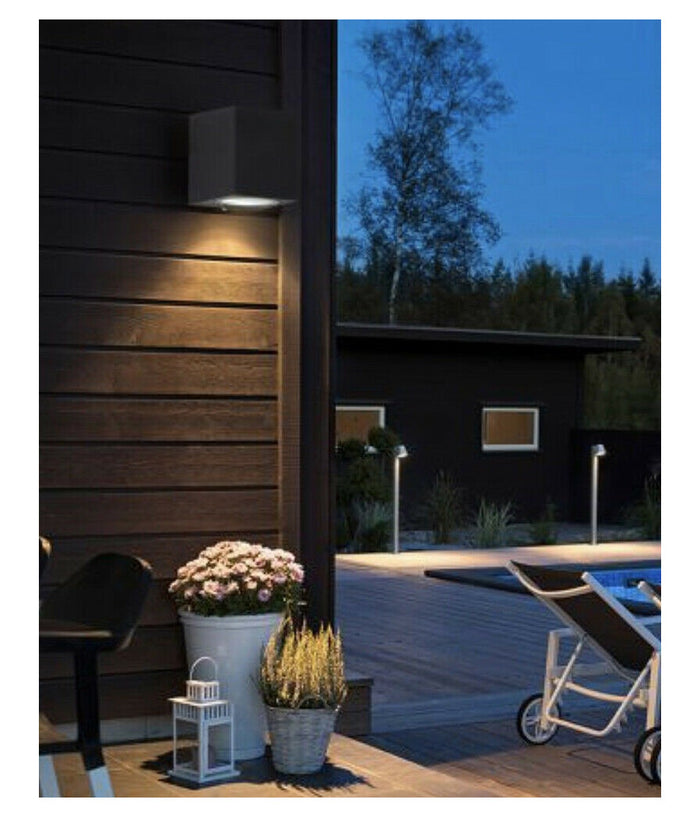 Applique A Parete Quadrato Lampada Muro Moderna Esterno Attacco Gu10 Ip65 Es54  Nero       