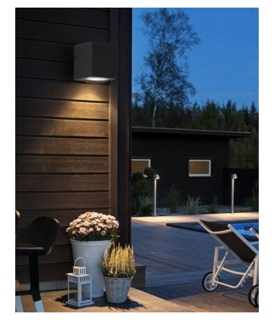 Applique A Parete Quadrato Lampada Muro Moderna Esterno Attacco Gu10 Ip65 Es54         