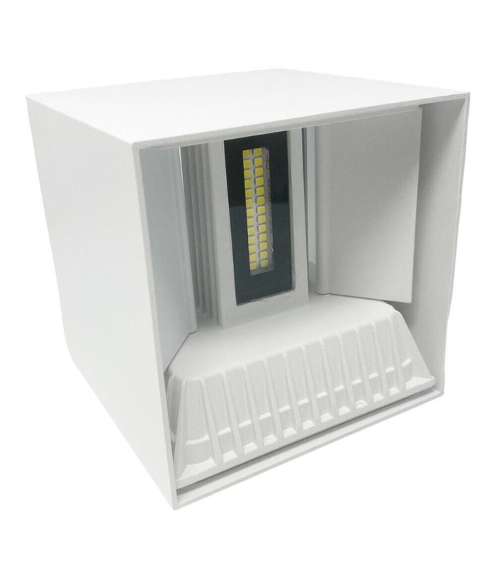 Applique Da Parete 52 Led 22 W Per Esterno Doppia Emissione Luminosa Ip65 Es66-b         