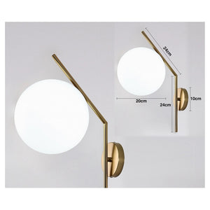 Trade Shop - Applique Da Parete Con Sfera In Vetro Bianco Attacco E27 Metallo Oro Lampada 32804         