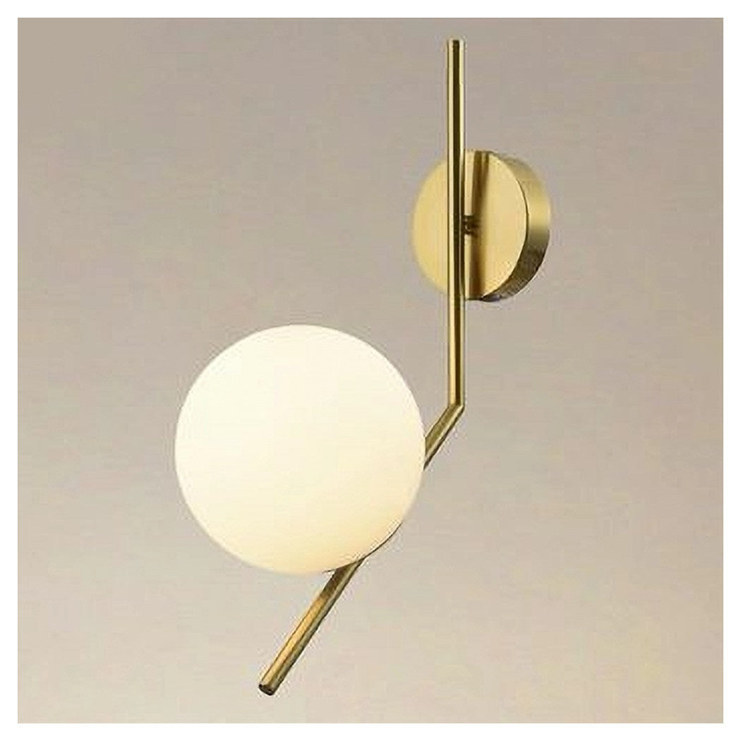 Trade Shop - Applique Da Parete Con Sfera In Vetro Bianco Attacco E27 Metallo Oro Lampada 32804         