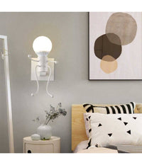 Applique Da Parete Decorativo Forma Di Omino Seduto In Metallo Attacco E27 Aq51  Bianco       