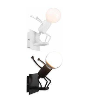Applique Da Parete Decorativo Forma Omino Che Salta In Metallo Attacco E27 Aq50         