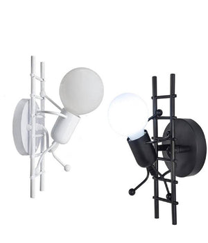 Applique Da Parete Decorativo Forma Omino Sulla Scala In Metallo Attacco E27 Aq49         