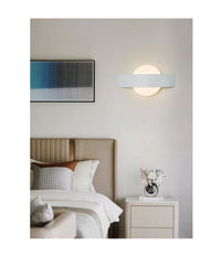 Applique Da Parete Led 8watt Doppia Emissione Luce 3 Colorazioni Di Luce E17-b3c         