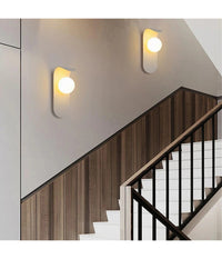 Applique Da Parete Moderno Lampada Decorativa In Metallo Con Sfera Vetro G9 Aq46         