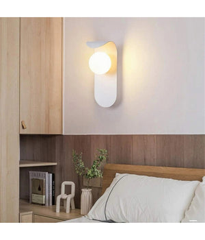 Applique Da Parete Moderno Lampada Decorativa In Metallo Con Sfera Vetro G9 Aq46         