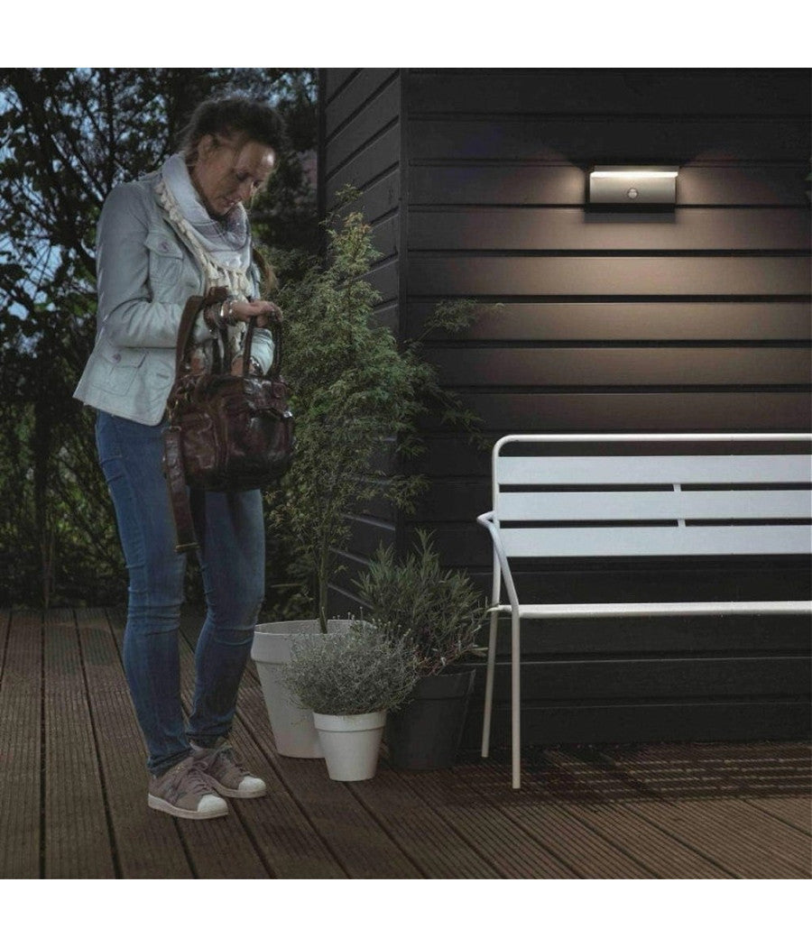 Applique Esterno 10w Con Sensore Pir Di Movimento Da Parete Giardino Ip54 Bs82-n  -bianco Caldo      -