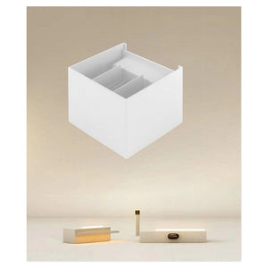 Trade Shop - Applique Led A Cubo 12 Watt Lampada Quadrata Bianco Da Parete Interno Ip20 00748         
