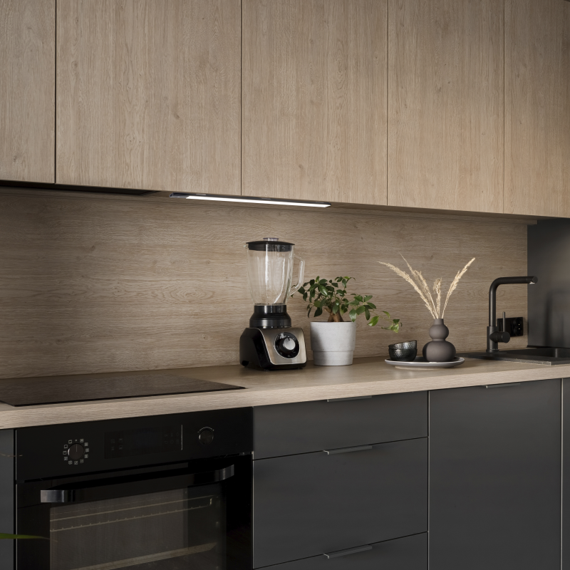 Applique LED Kaus Black ricaricabile via USB con sensore tattile di prossimità, 240mm, Verniciato nero