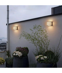 Applique Muro Esterno Led 10w Lampada Decorativa A Strisce Cubo Nero Ip54 B110-n  -bianco Caldo      -