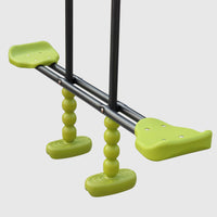 Parco giochi con scivolo, faccia a faccia e 2 altalene, verde