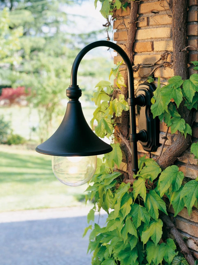 Applique in alluminio pressofuso con diffusore trasparente - Altezza max lampada 150mm - Potenza massima 60W nero