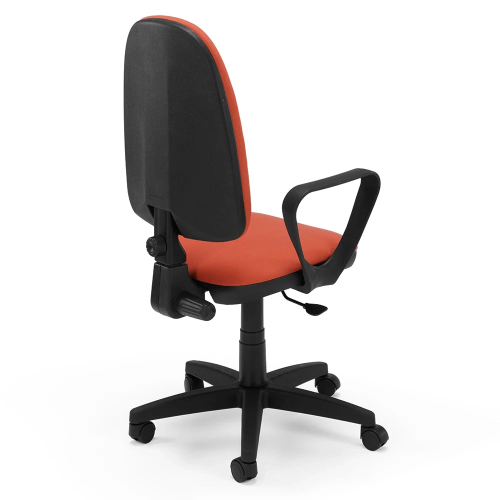 Sedia Girevole da Ufficio MADE IN ITALY America con schienale alto e seduta imbottita, sistema di elevazione regolabile a gas, colore Rosso
