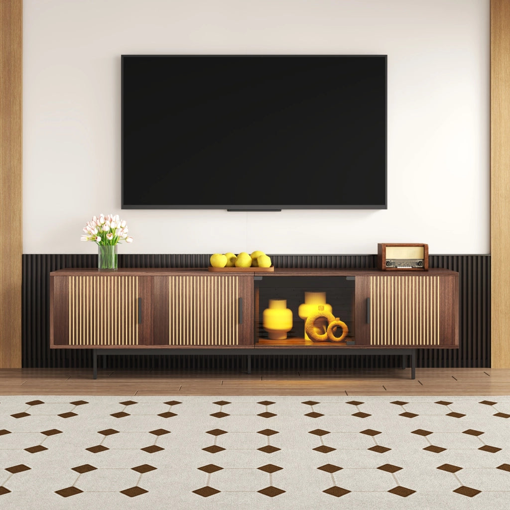 Mobile TV con texture intagliata, barra LED e anta in vetro temperato