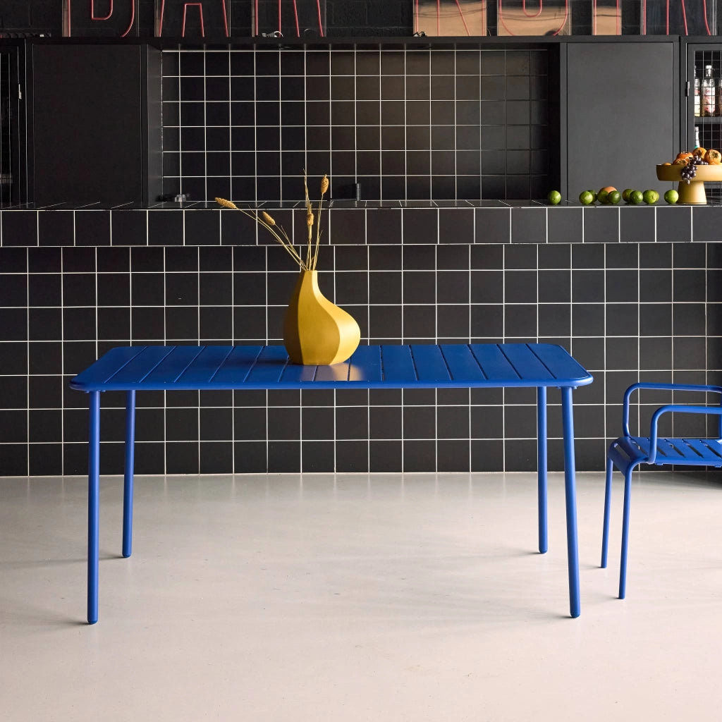 Tavolo da giardino in metallo 6-8 posti, 160cm, blu elettrico