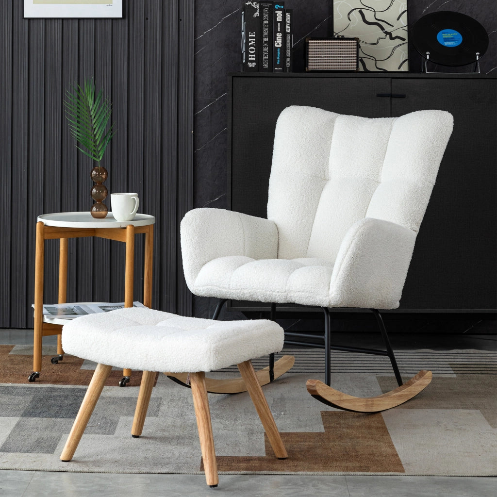 sedia a dondolo con poggiapiedi; design ergonomico; seduta imbottita in bouclÃ© bianco 92 cm