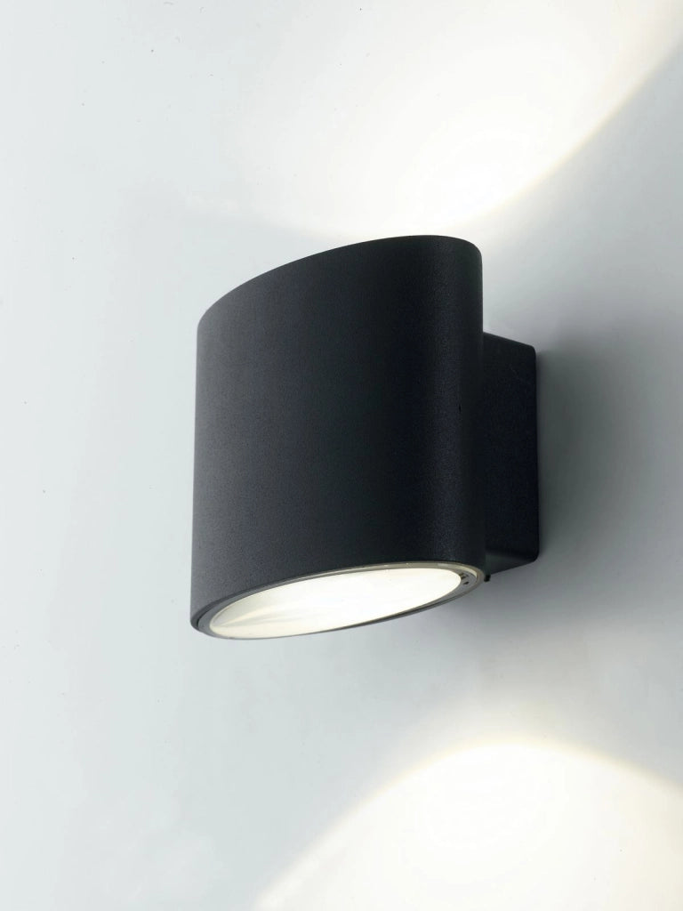 APPLIQUE BIEMISSIONE LED BOXTER NERA 8W 960LM CCT 3000K / 4000K IP44 12,9X8,5X10CM