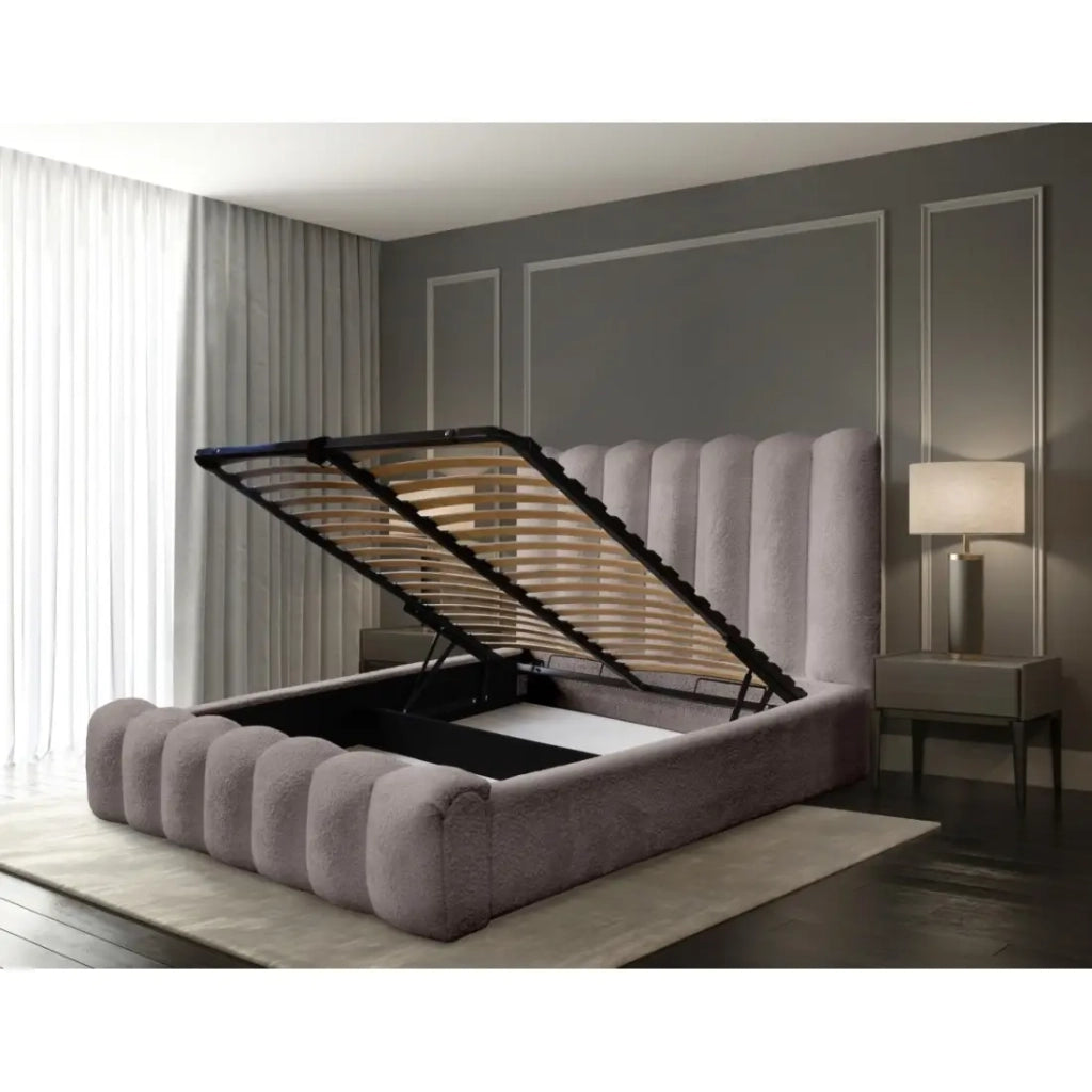 Letto contenitore BADJA – Tessuto bouclé Taupe cendré – 160x200 cm – Rete sollevabile – Design di alta gamma