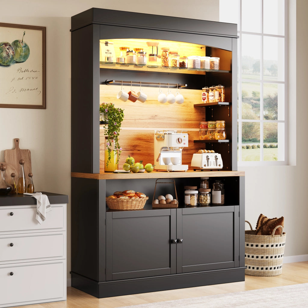 Credenza da Cucina Alta con 2 Ante; Ripiano Aperto; LED USB e 6 Ganci; per Cucina o Soggiorno; in MDF e Metallo; 107x43x184 cm; Nero