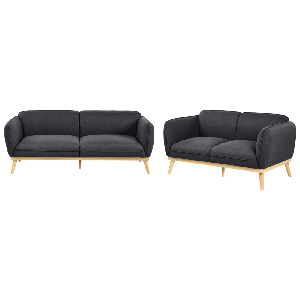 Set da salotto in stile scandinavo con divani a 2 e 3 posti, gambe affusolate in legno e rivestimento in tessuto nero
