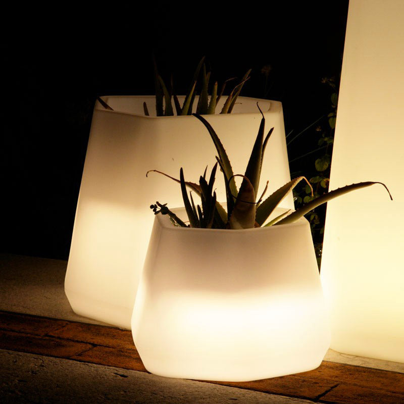 Vaso Luminoso da Giardino a LED 49x40x95 cm in Resina 5W Magnolia Bianco Freddo