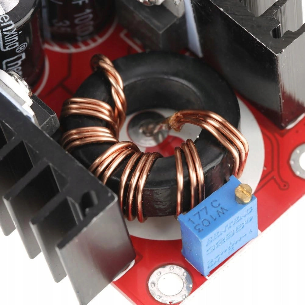 Convertitore DC-DC 150W 10A 12-35V Step-Up – Alta Efficienza >94% | Tensione Regolabile 12-32V