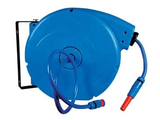 AVVOLGITUBO AUTOMATICO A PARETE MT.20  mt.20 di tubo PVC ø mm.12  pressione 6 bar max    IL CAMPO