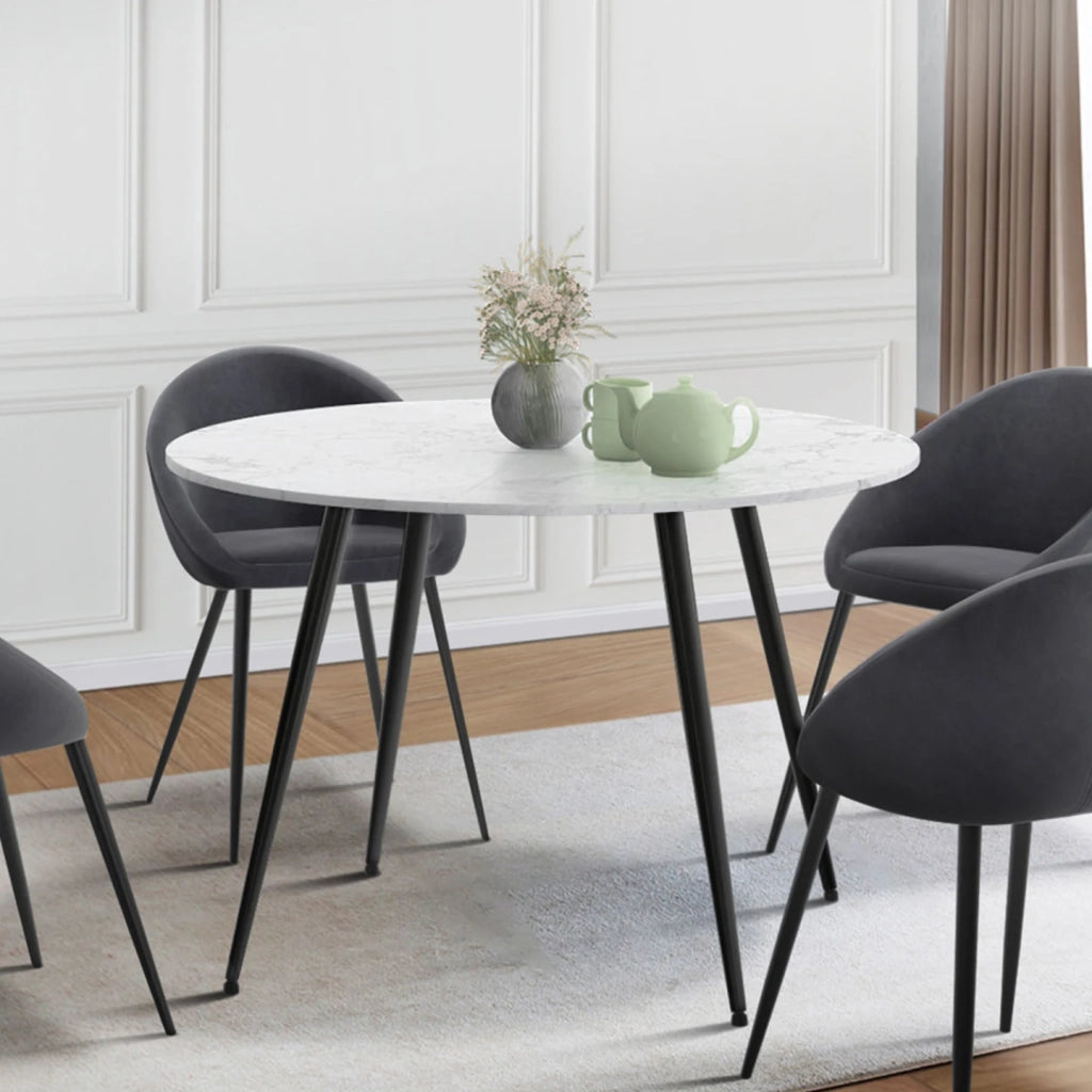 IDMarket - Tavolo da pranzo rotondo per 4 persone AMELIA con gambe in metallo nero effetto marmo bianco ALASKA 110 cm