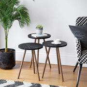 Set di 3 Tavolini Bassi da Salotto 'Hjørring' in Altezze Diverse con Piani Rotondi e Treppiede in Faggio - Marmo Nero [en.casa]