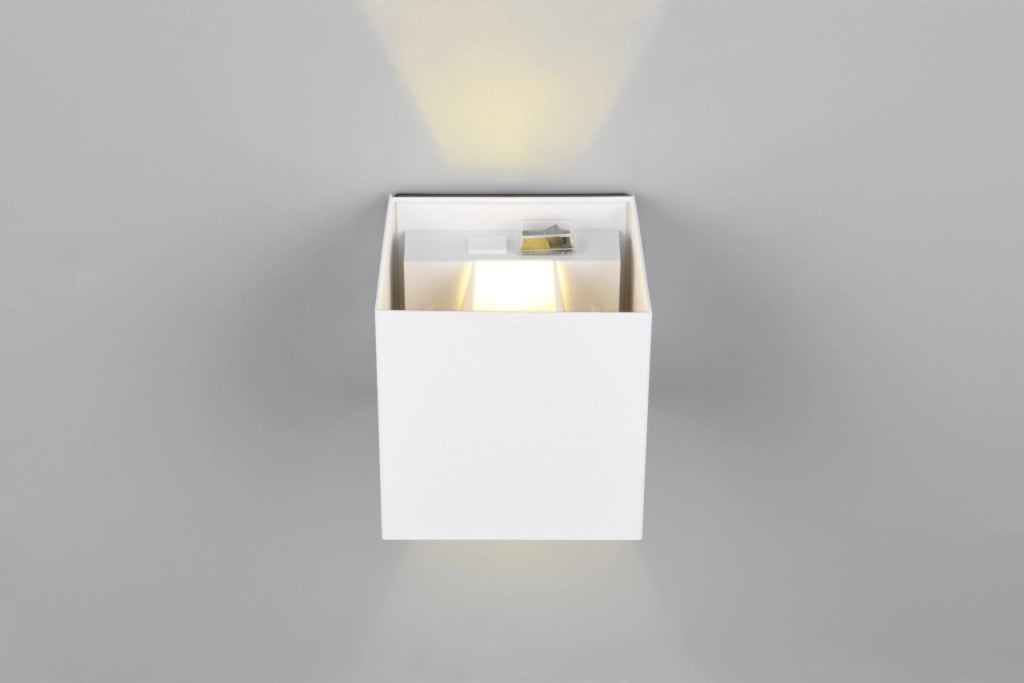 Applique LED 1W bianca sensore movimento, batteria IP44