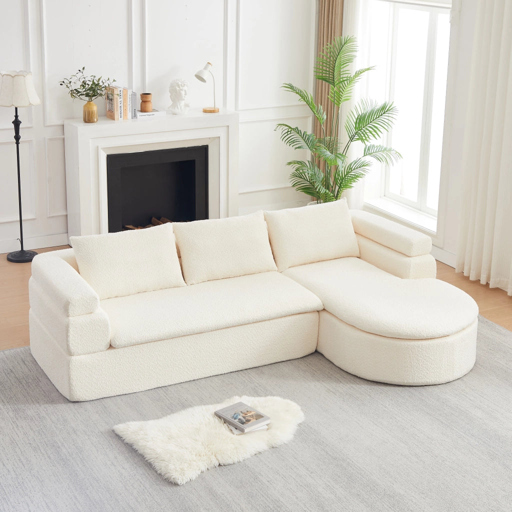 Divano moderno con chaise longue curva in ciniglia beige; profilo a gradini