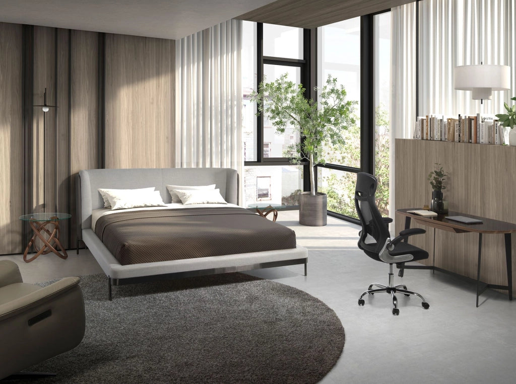 Letto in tessuto grigio chiaro e similpelle grigio scuro