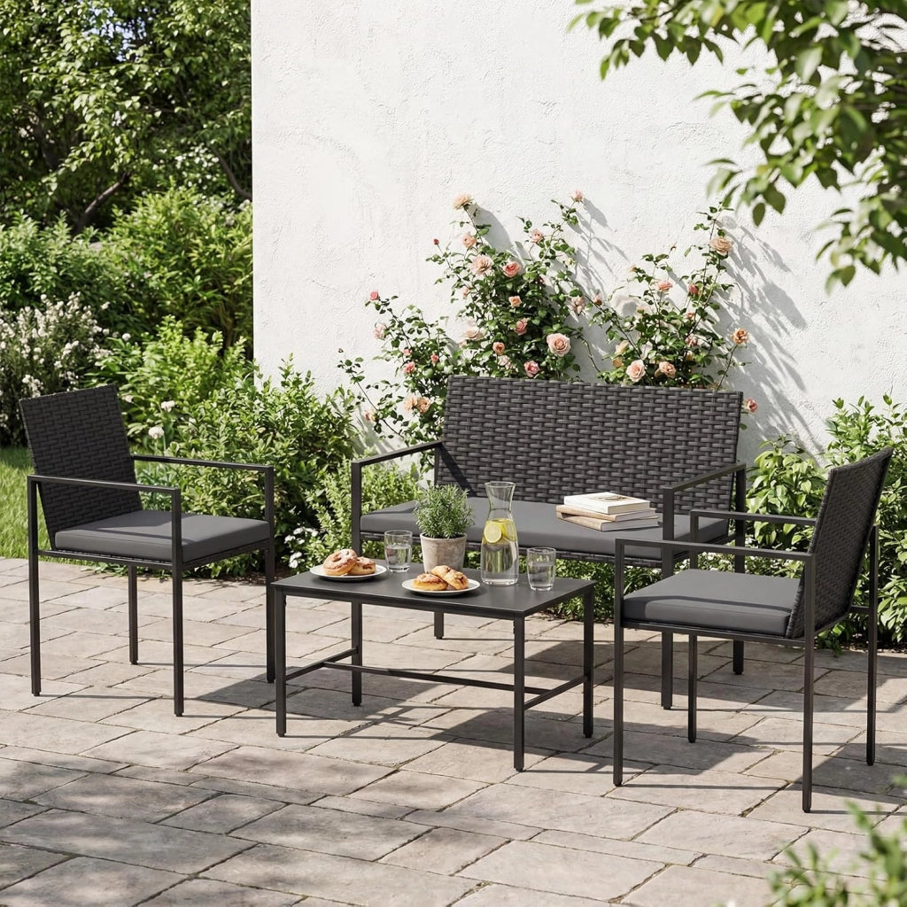 Set di Salotto da Giardino a 4 Pezzi, Poltrone e Divano per Esterno in Rattan con Tavolino da Caffè in Vetro Temperato e Cuscini Morbidi, Set di Conversazione per Cortile e Balcone (Grigio)