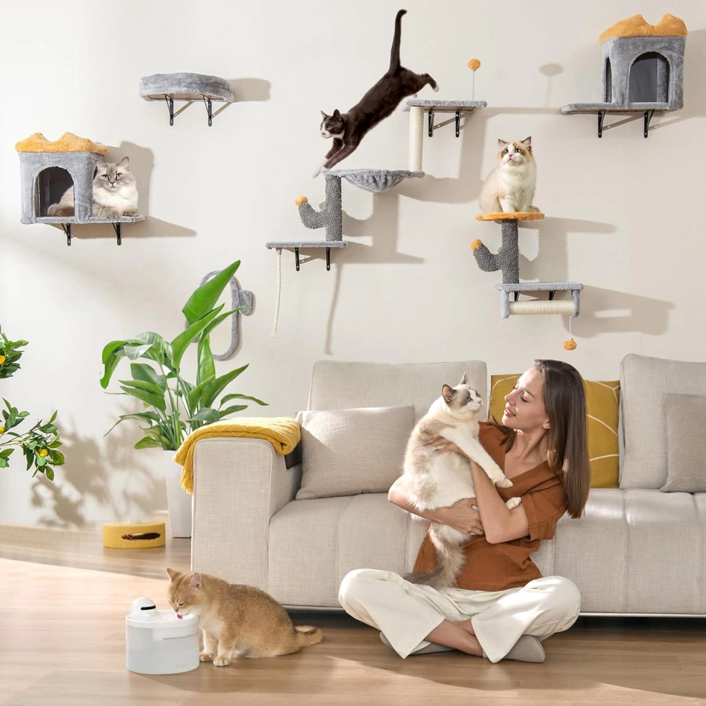 Set Albero per Gatti da Parete, Set Albero Tiragraffi Salvaspazio con Piattaforme, 2 Comode Cuccie, 1 Letto Comodo e 1 Tavola Graffio, Centro Attività per Gattini per Soggiorno
