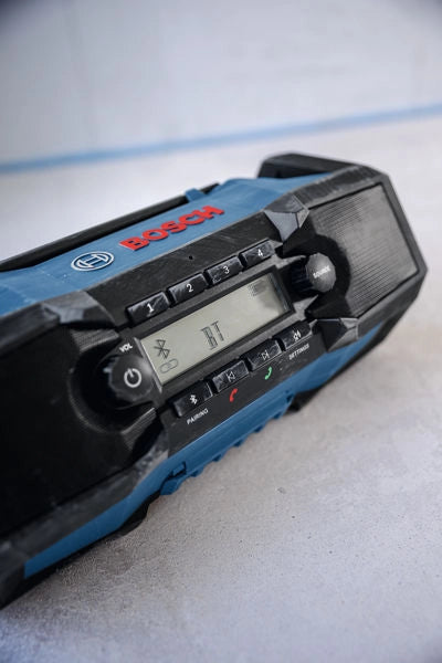 Radio da cantiere Bosch GPB 18V-3 SC Professional Bluetooth DAB+ FM 18V con USB-C