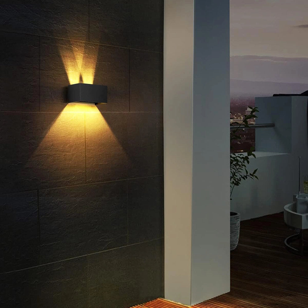 Trade Shop - Applique Lampada Led 24w Da Esterno A Parete Doppio Fascio Luminoso Regolabile Ip65 Es30 - Nero-bianco Caldo      -