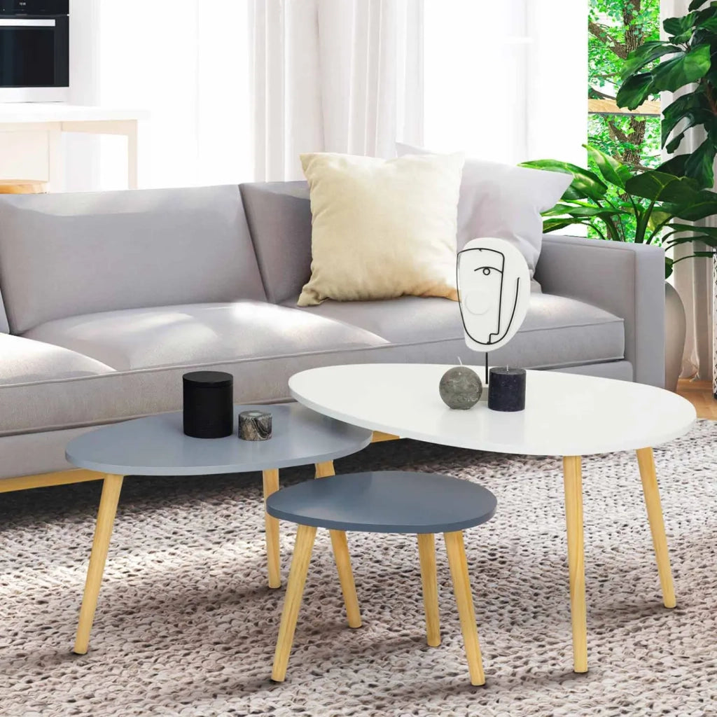 IDMarket - Set di 3 tavolini nidificanti GAIA laccati bianchi e grigi in stile scandinavo