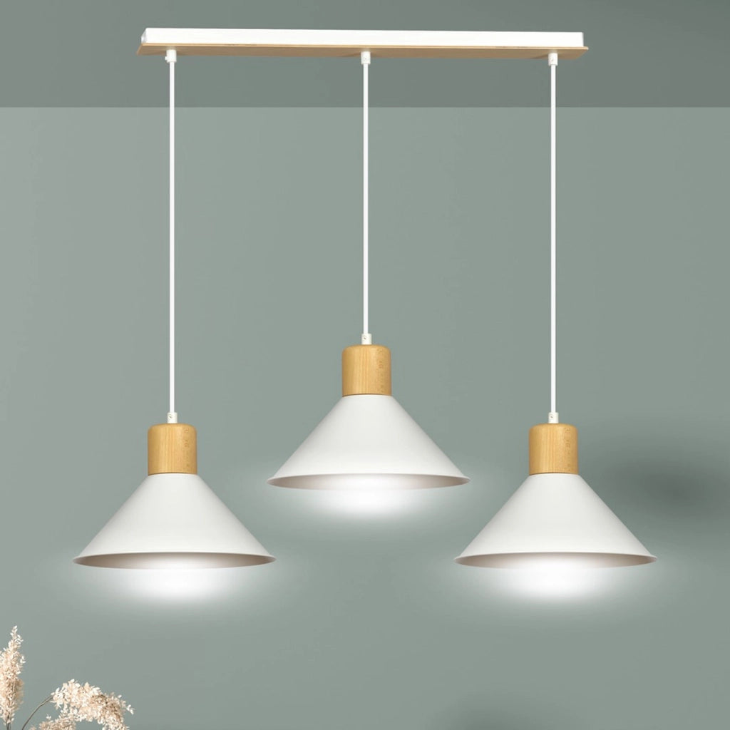 Lampada a sospensione ROWEN con inserti in legno e finitura bianca opaca