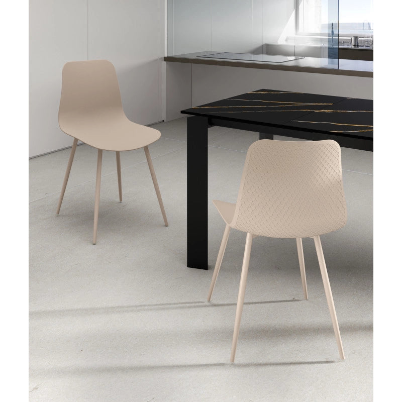 Set di 4 Sedie in polipropilene Gambe metallo verniciato Cover 50cm X 58cm H 85cm Stones